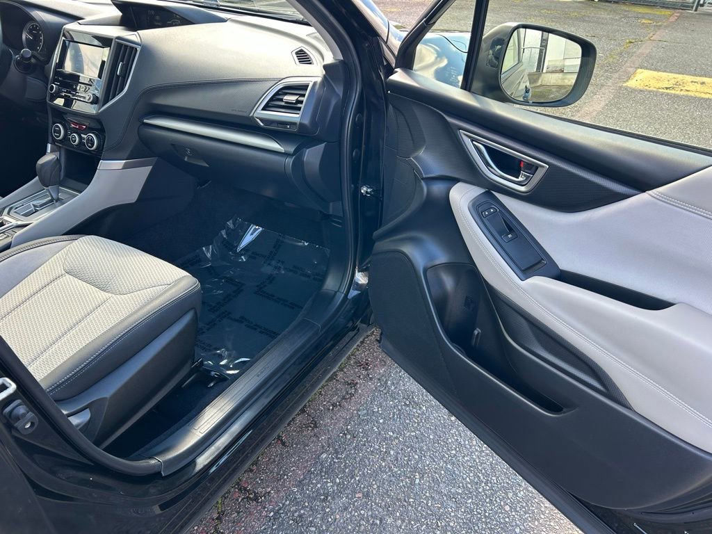 Used 2021 Subaru Forester Premium AWD/4WD image 15