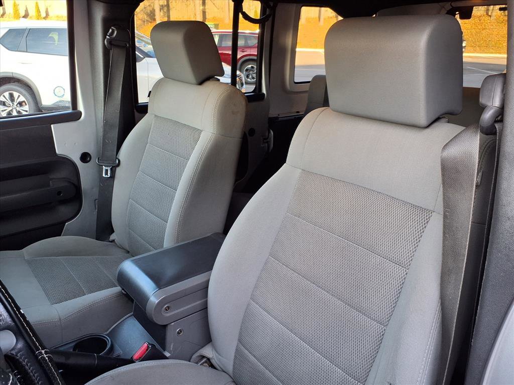 Used 2009 Jeep Wrangler Unlimited Sahara w/ Dual Top Group image 14