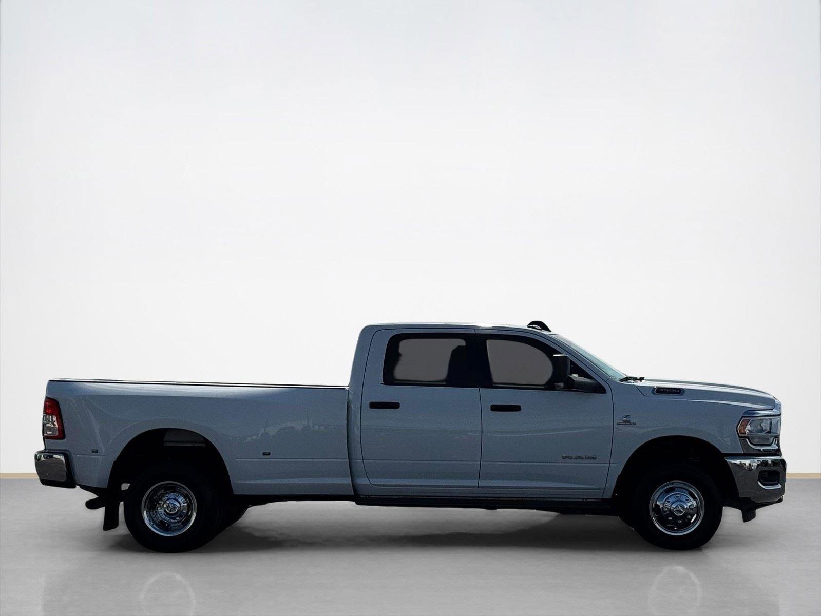 Used 2022 RAM 3500 Big Horn w/ Level A Equipment Group image 8