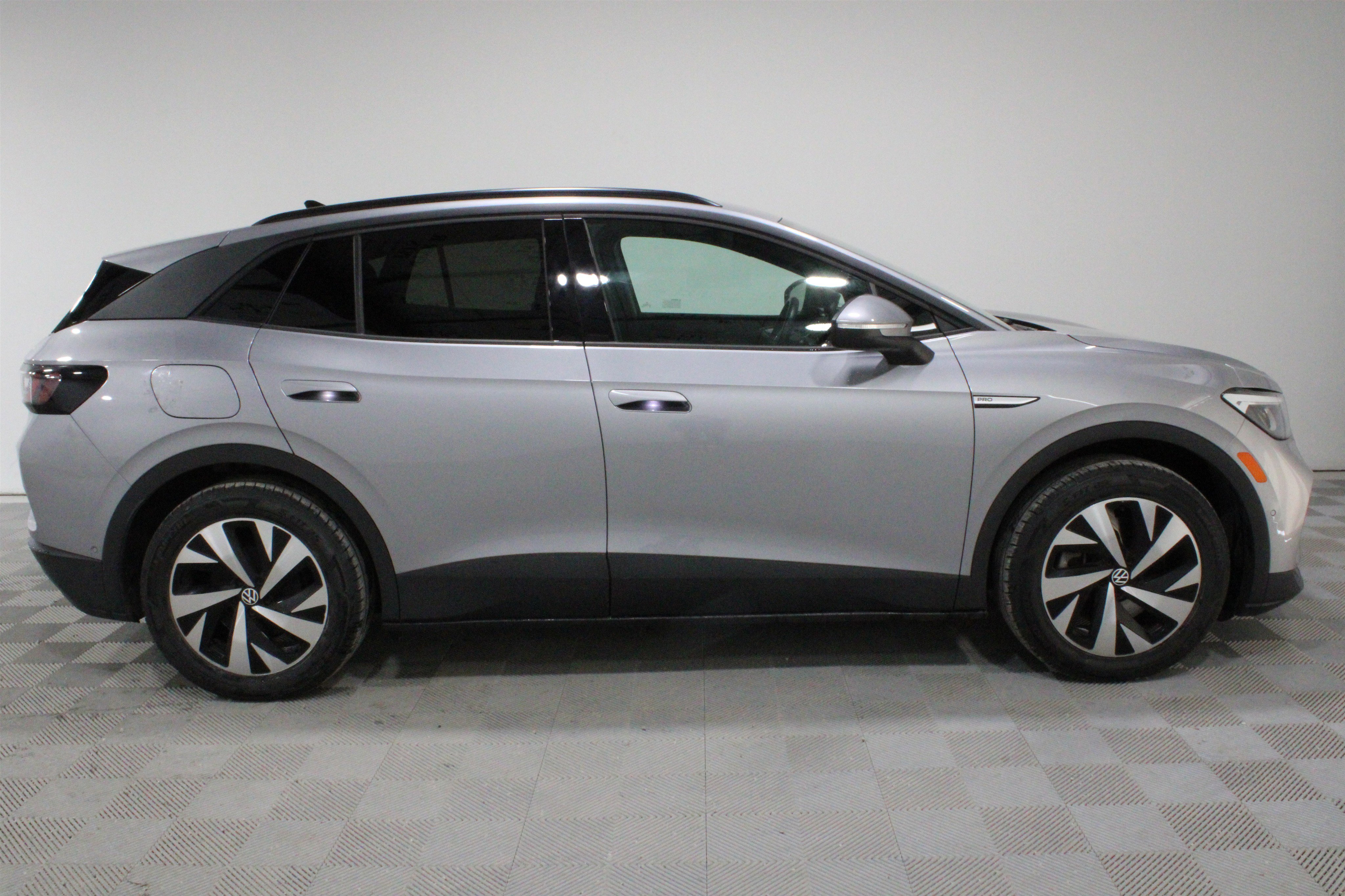 Used 2023 Volkswagen ID.4 Pro RWD image 25
