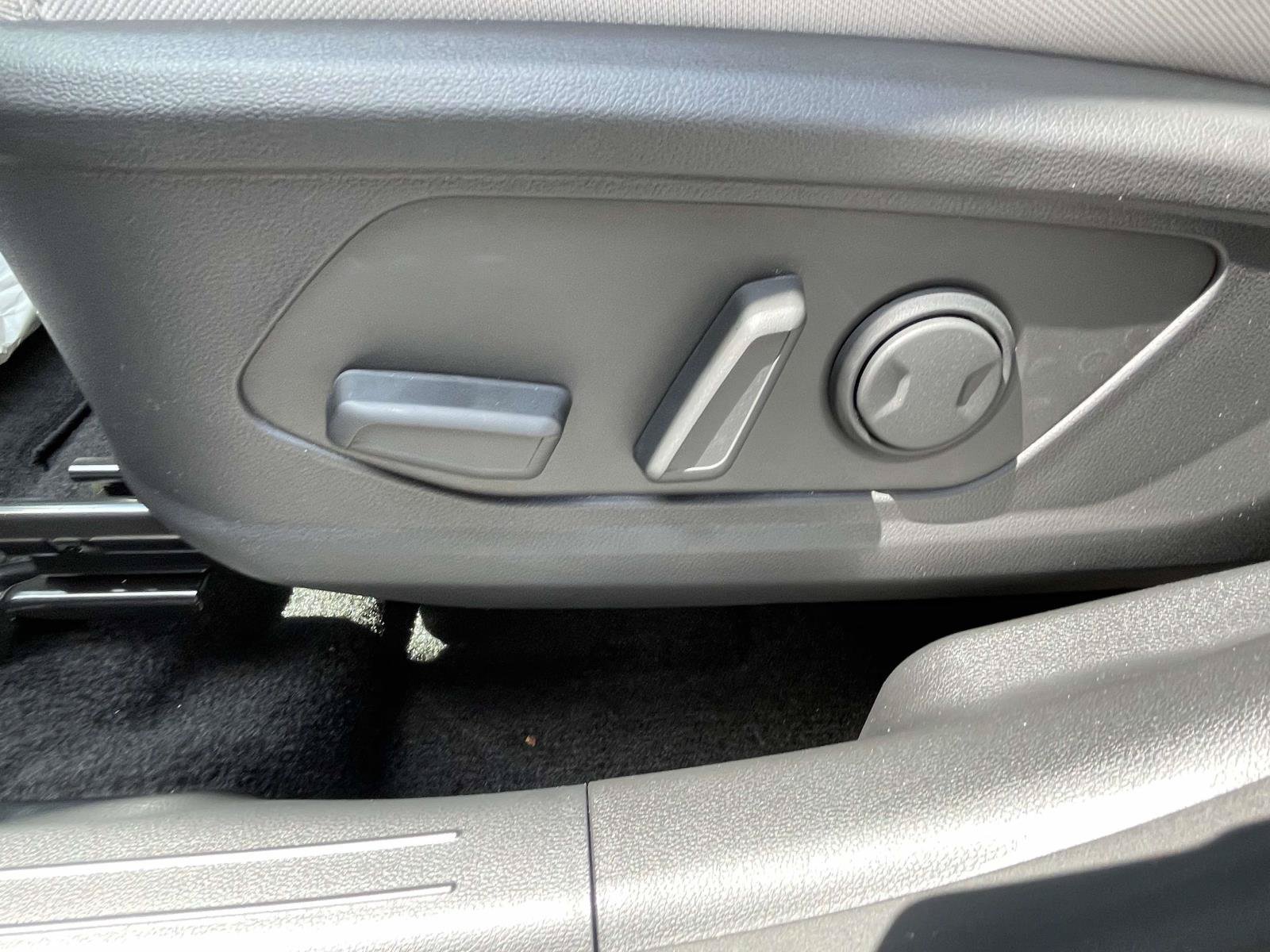 Used 2026 Hyundai Tucson SEL FWD image 14