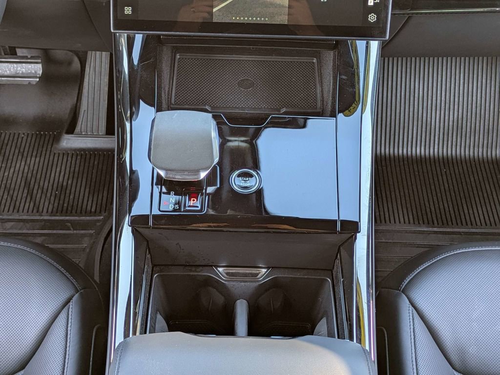 Used 2024 Land Rover Range Rover Sport SE AWD/4WD image 20