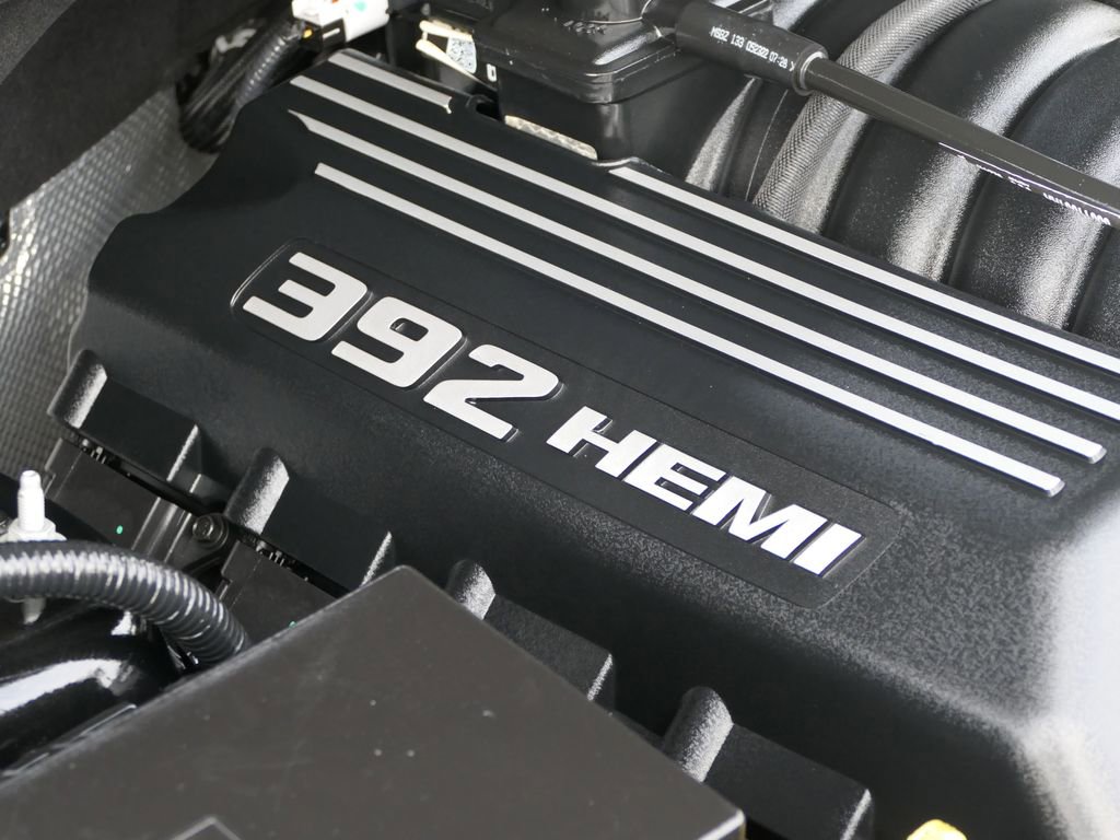 Used 2022 Dodge Durango SRT w/ Technology Group image 32