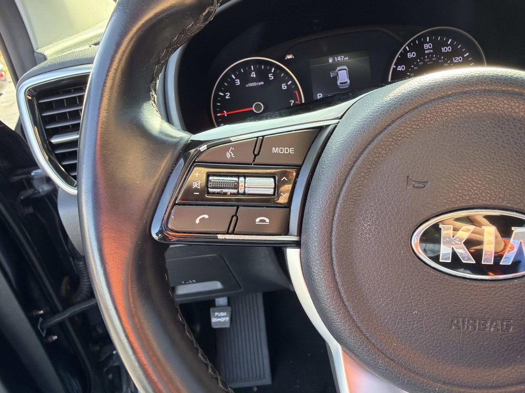 Used 2021 Kia Sportage EX image 32