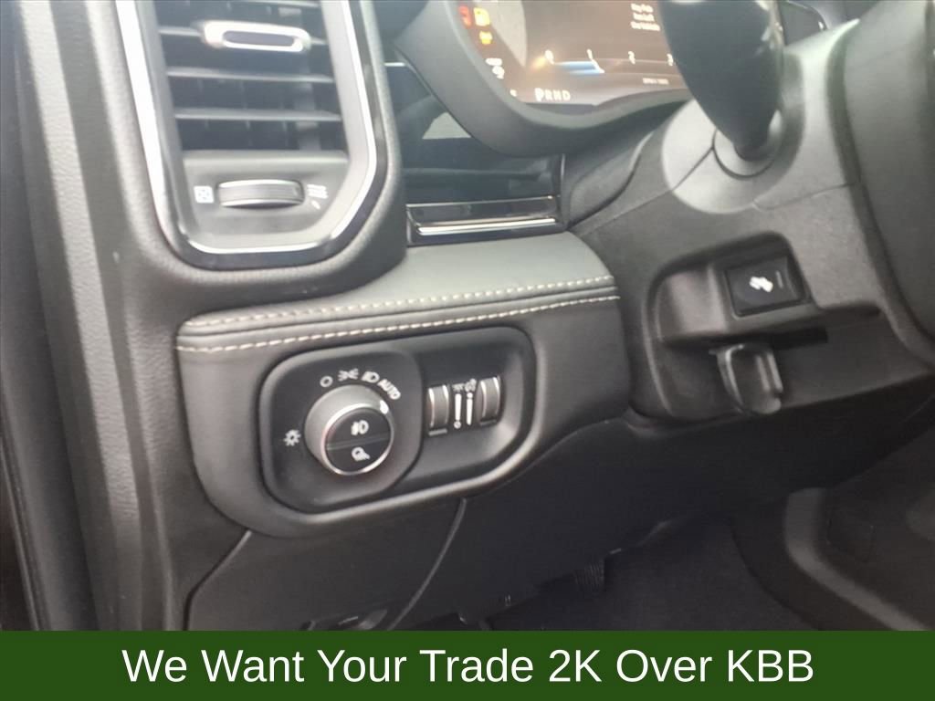 Used 2025 RAM 3500 Limited image 24