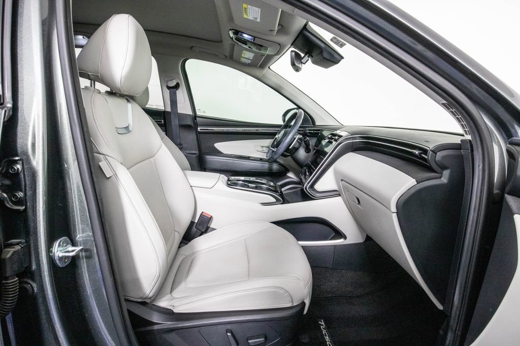 Used 2022 Hyundai Tucson Limited image 10