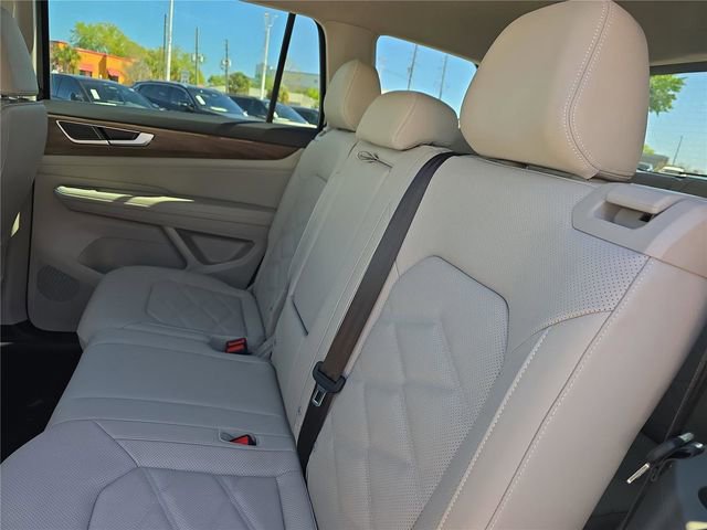 New 2026 Volkswagen Atlas SE image 11