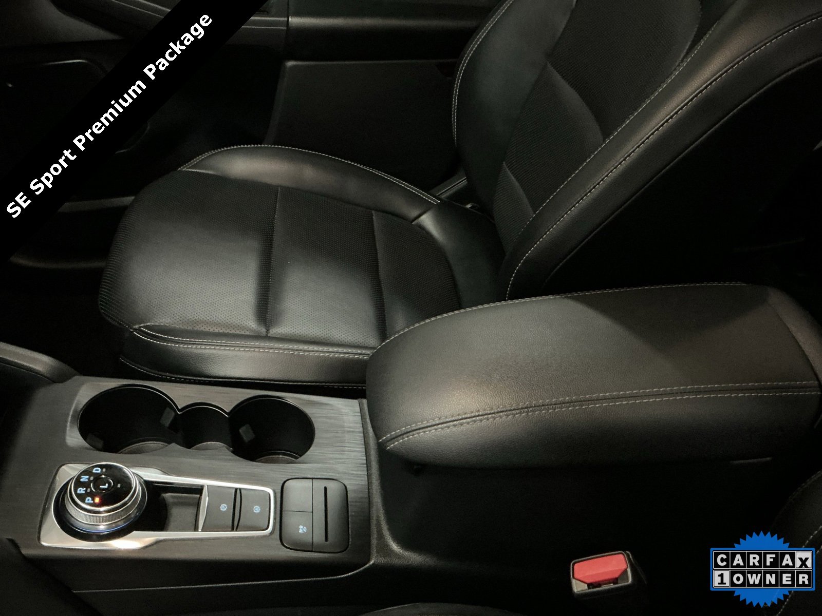 Used 2020 Ford Escape SE Sport image 28