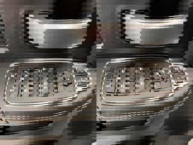 Used 2024 RAM 2500 Big Horn w/ Bed Utility Group image 12