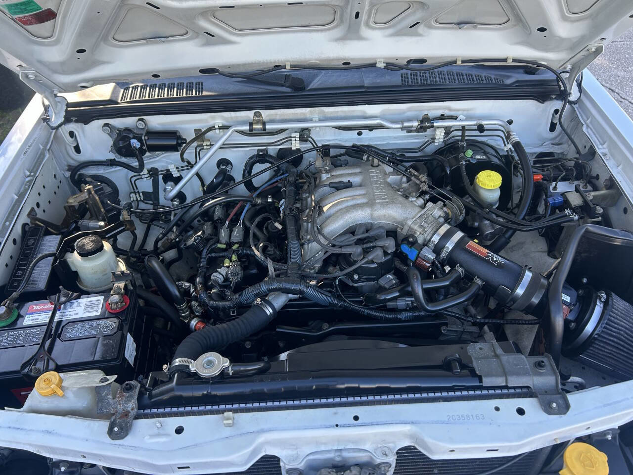 Used 2002 Nissan Frontier SE image 17