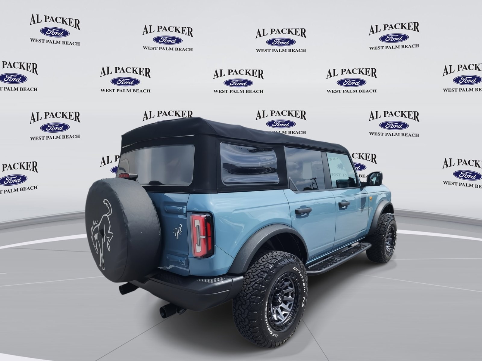 Used 2022 Ford Bronco Badlands image 5