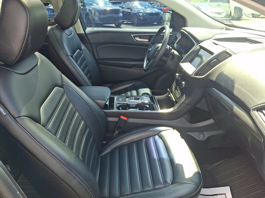 Used 2020 Ford Edge SEL w/ Convenience Package AWD/4WD image 11