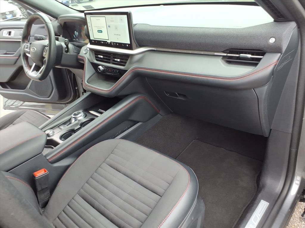 Used 2025 Ford Explorer ST-Line AWD/4WD image 16