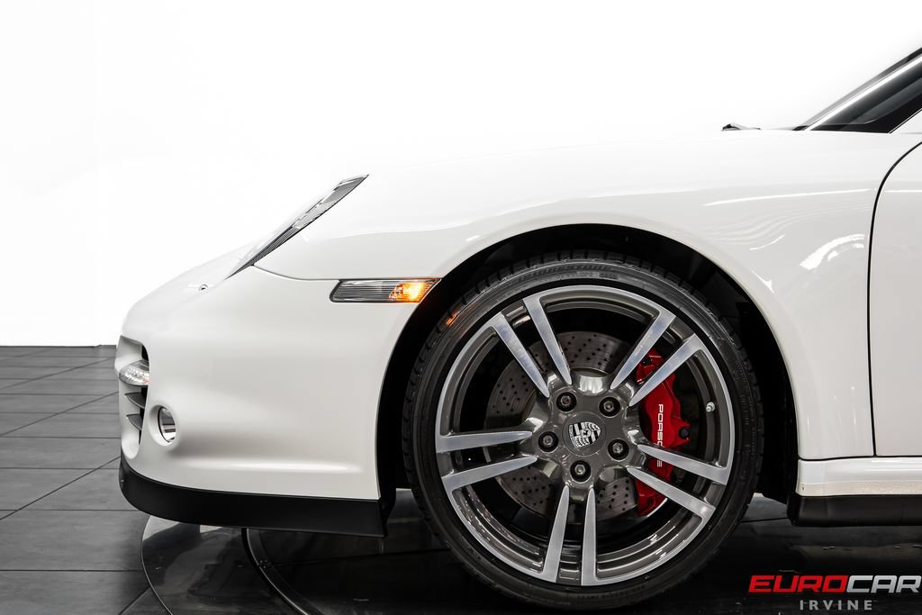 Used 2010 Porsche 911 Turbo AWD/4WD image 16