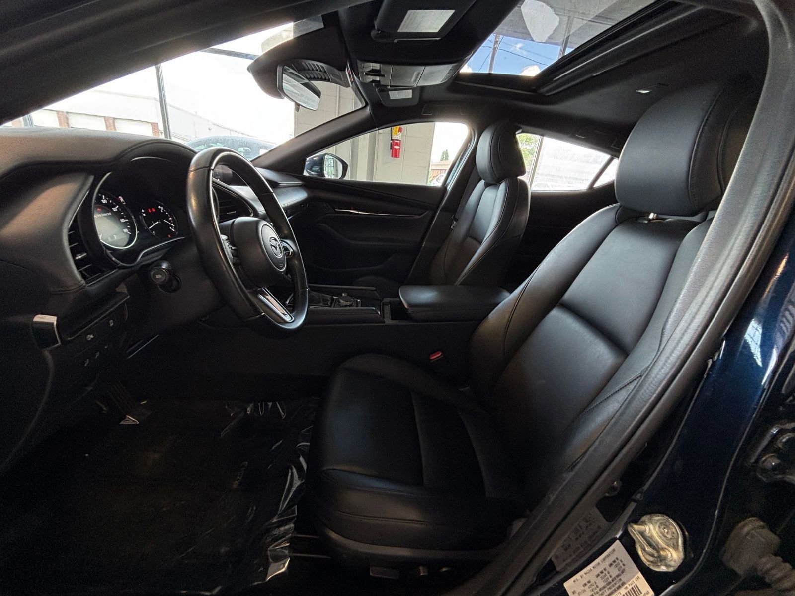 Used 2024 MAZDA MAZDA3 s FWD image 28