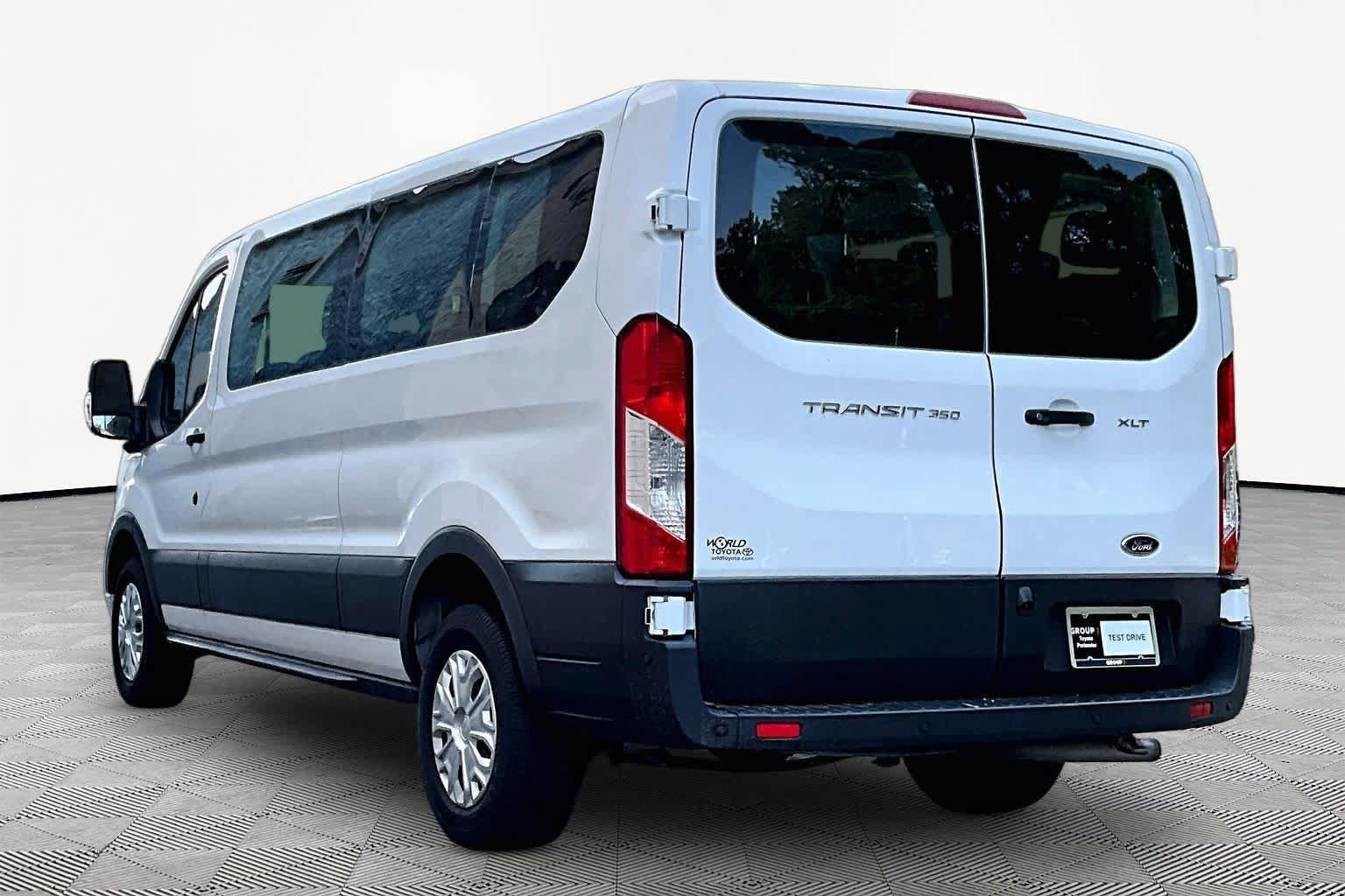 Used 2023 Ford Transit 350 XLT RWD image 12