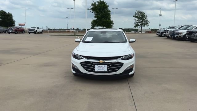 Used 2024 Chevrolet Malibu LT FWD image 3