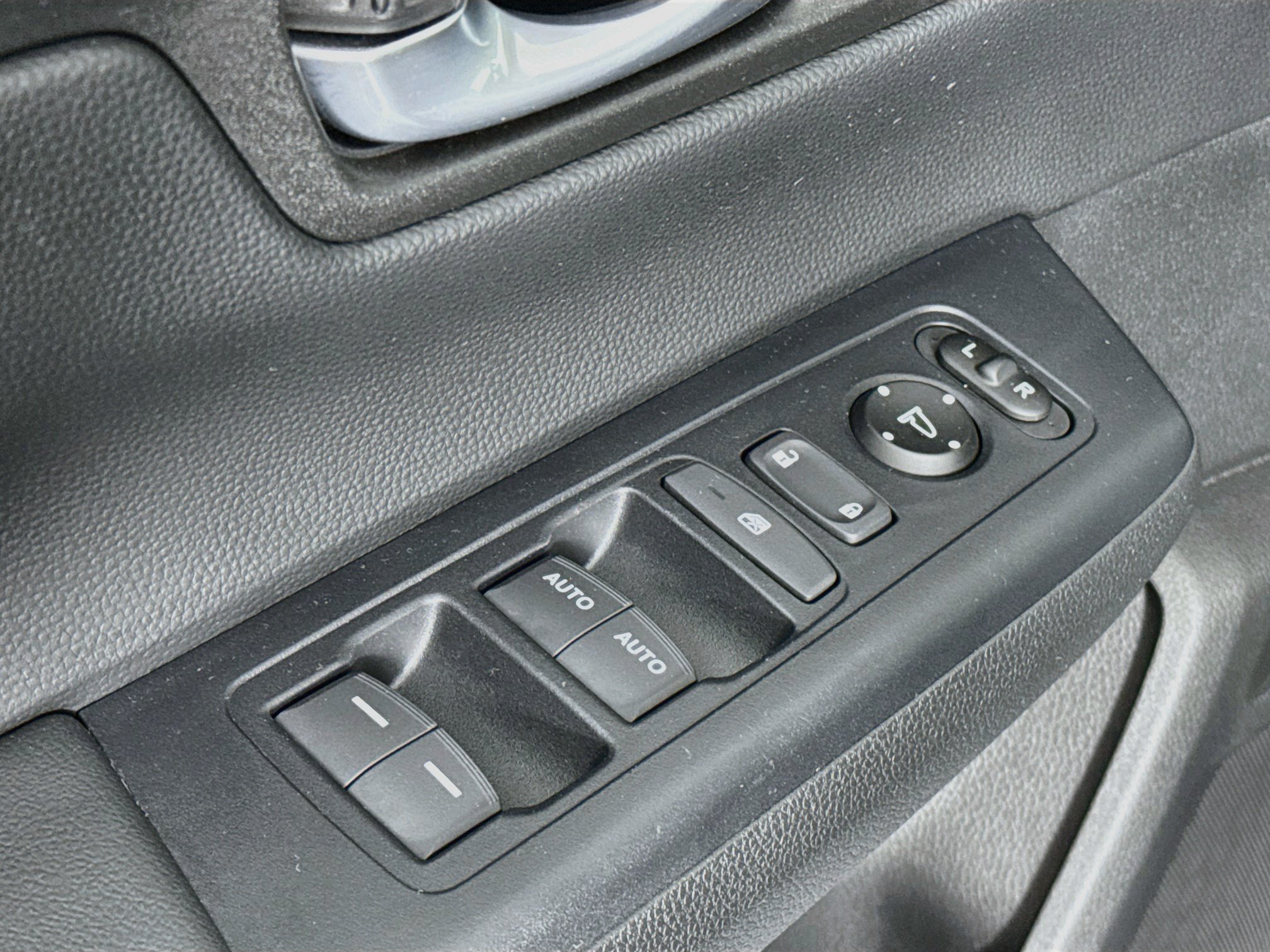 Certified 2024 Honda CR-V Sport image 17