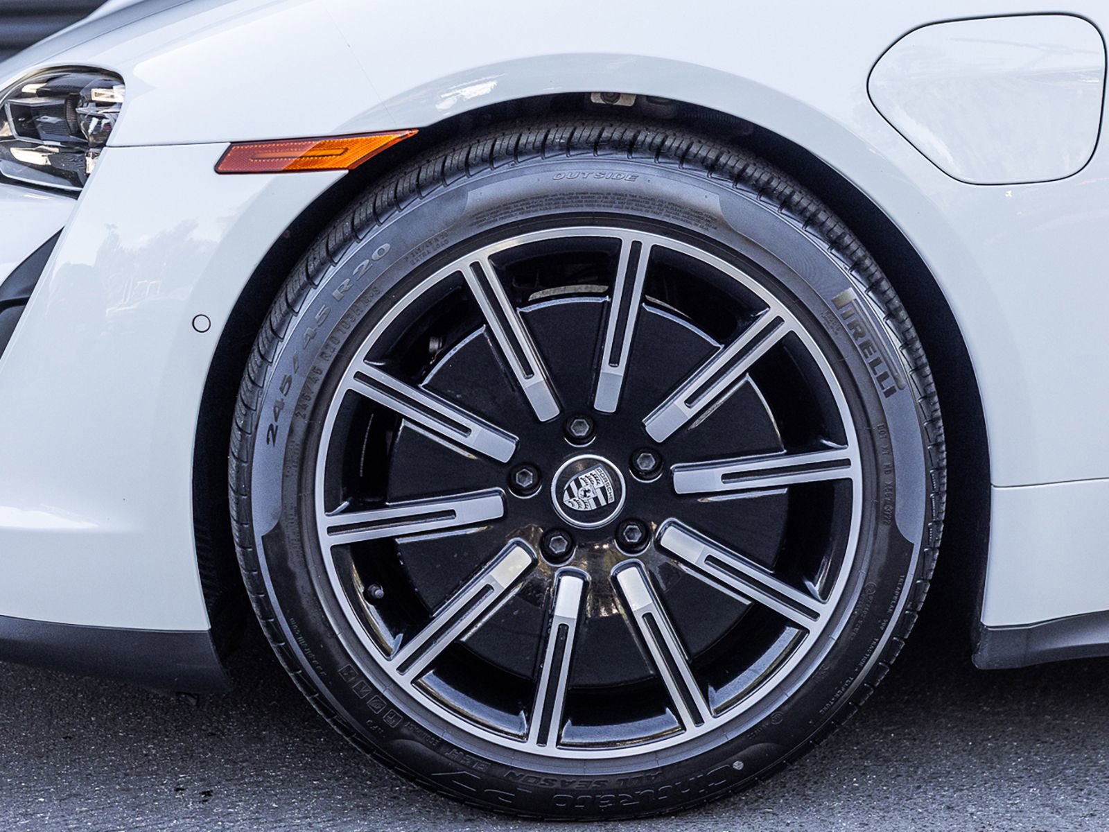 Certified 2023 Porsche Taycan image 25