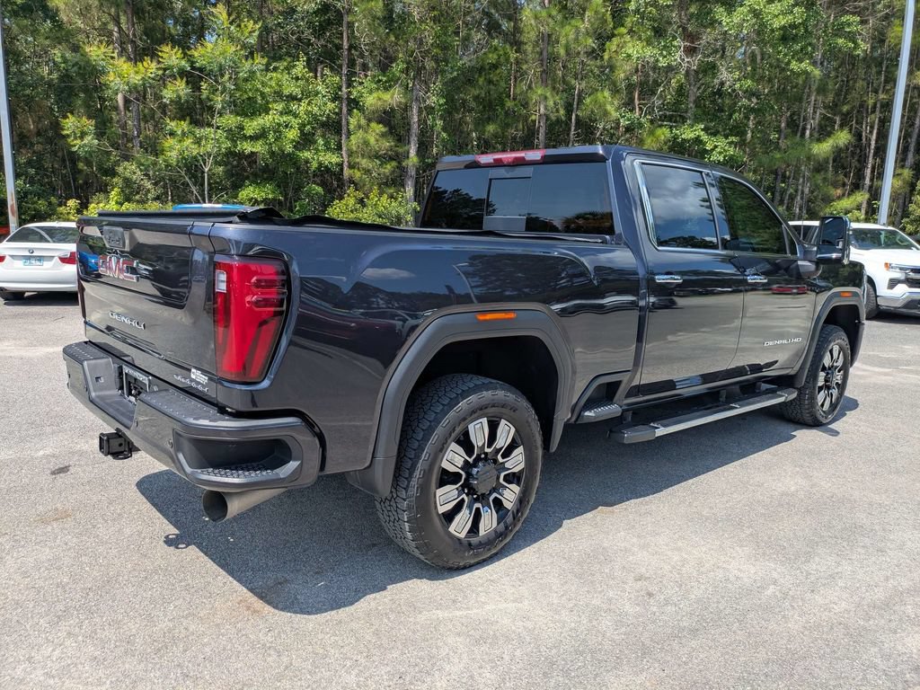 Used 2025 GMC Sierra 2500 Denali w/ Technology Package AWD/4WD image 4