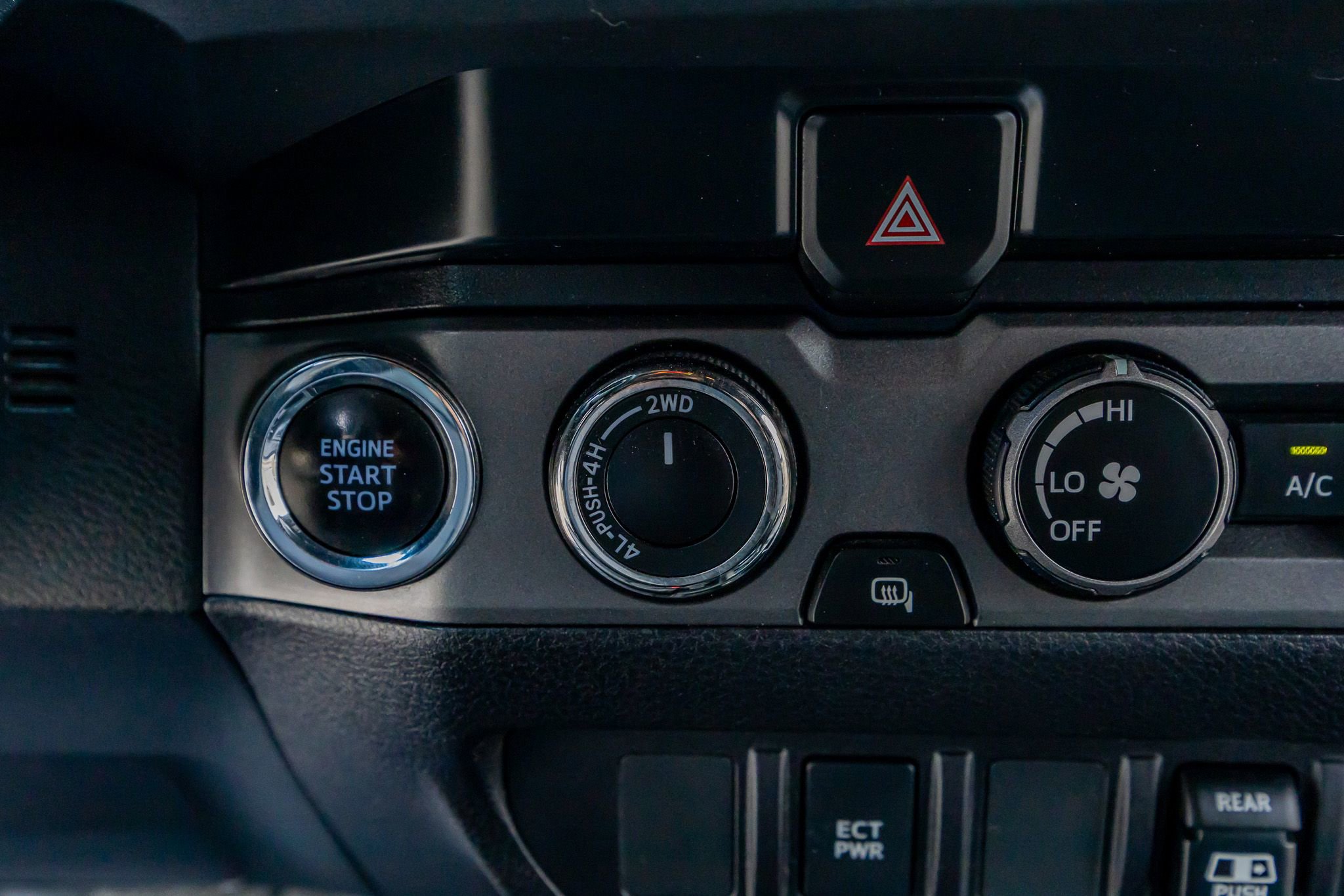 Used 2019 Toyota Tacoma TRD Off-Road AWD/4WD image 27