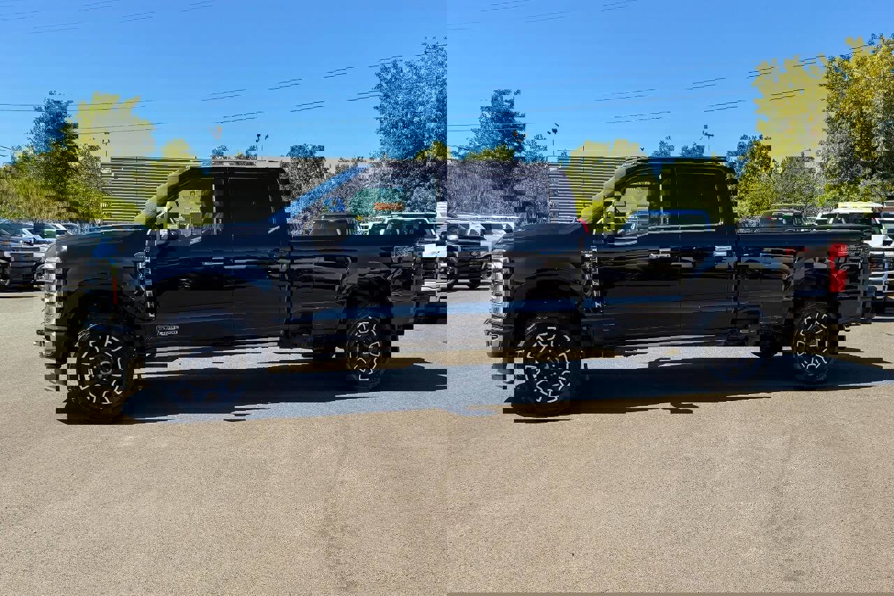 Used 2024 Ford F250 Platinum image 6