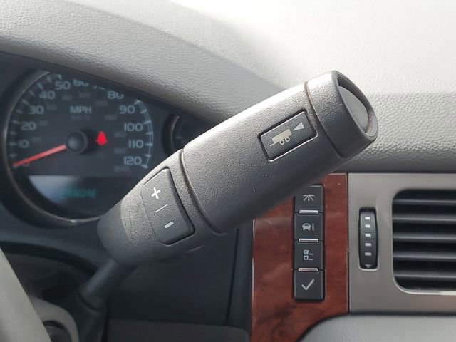 Used 2013 Chevrolet Avalanche LT image 14