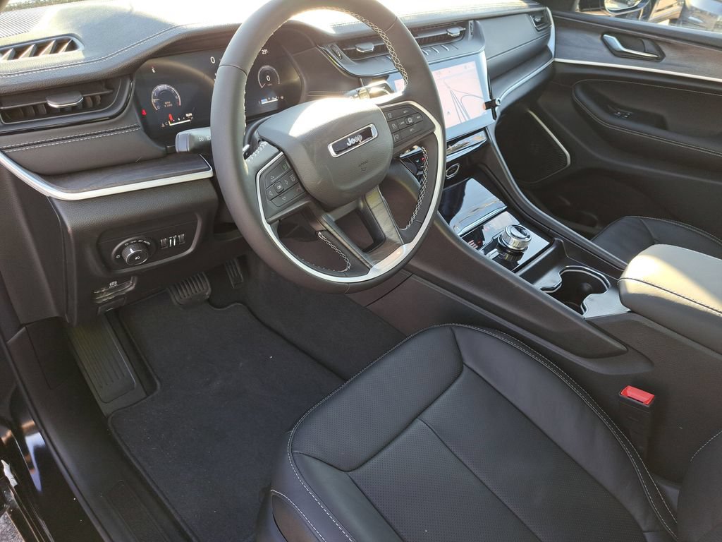 New 2026 Jeep Grand Cherokee Limited Reserve AWD/4WD image 18