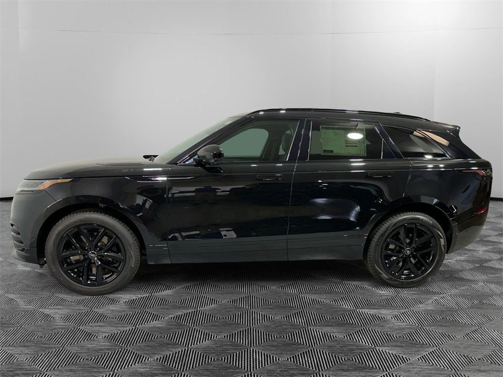 New 2026 Land Rover Range Rover Velar Dynamic SE image 2