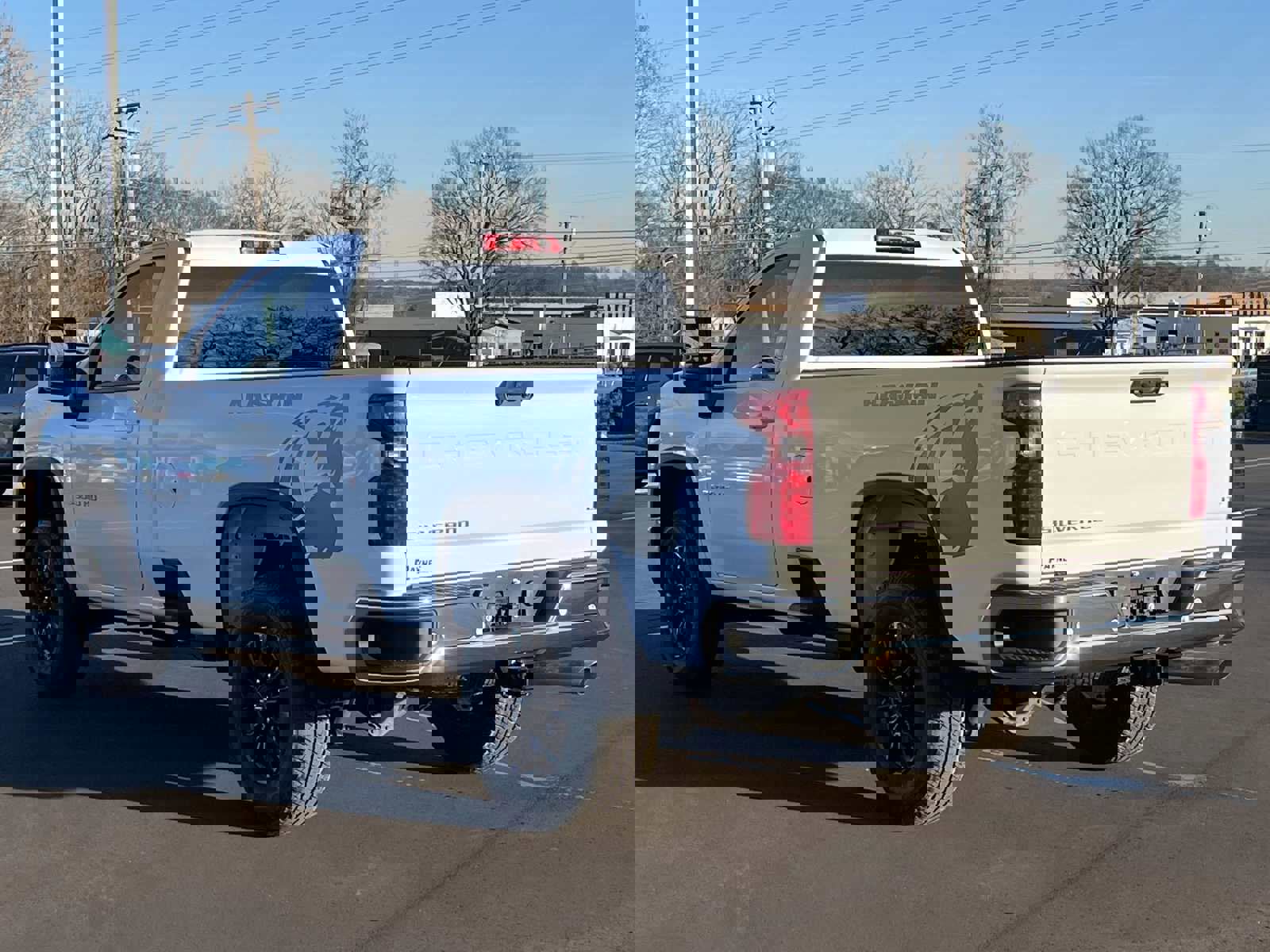 New 2025 Chevrolet Silverado 3500 LT image 3