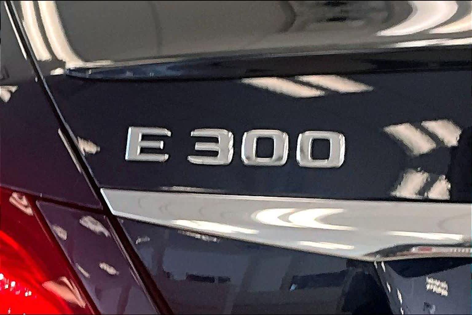 Used 2019 Mercedes-Benz E 300 image 28