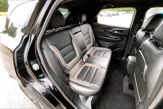 Used 2025 Chevrolet TrailBlazer ACTIV w/ Driver Confidence Package FWD image 25