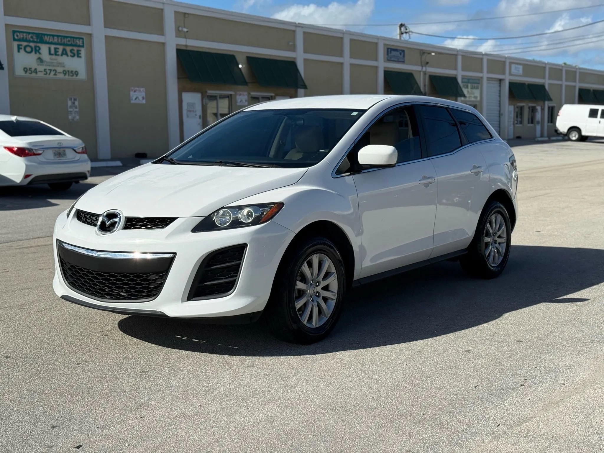 Used 2011 MAZDA CX-7 i SV image 3