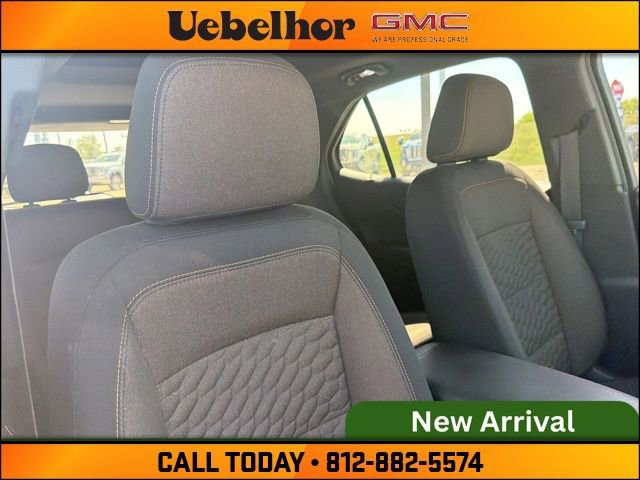 Used 2018 Chevrolet Equinox LT w/ Sun & Infotainment Package FWD image 4