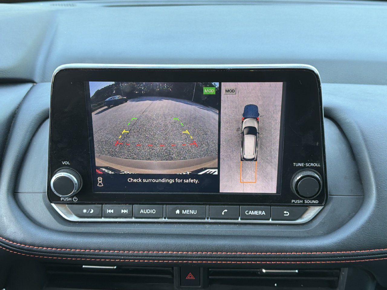 Certified 2025 Nissan Rogue SV AWD/4WD image 3
