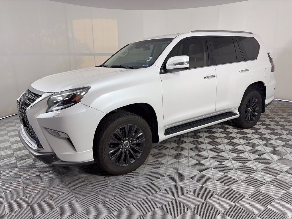 Used 2023 Lexus GX 460 Premium w/ Accessory Package AWD/4WD image 3