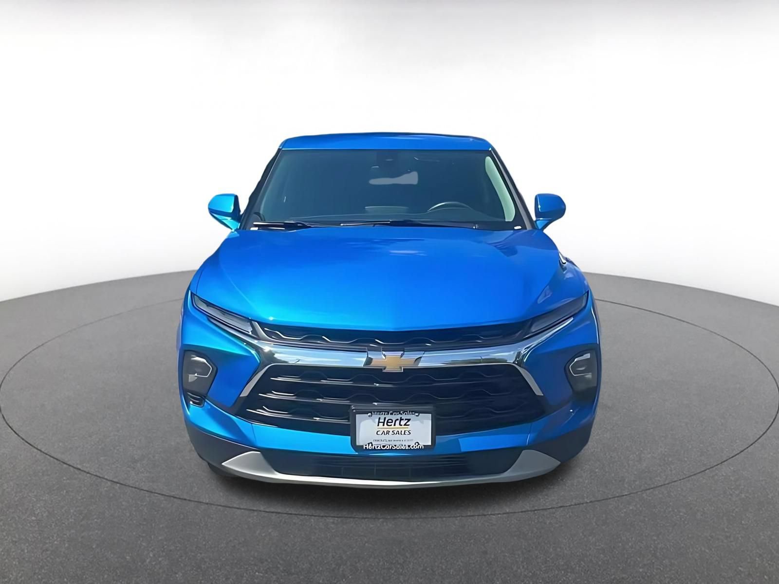 Used 2026 Chevrolet Blazer LT AWD/4WD image 3