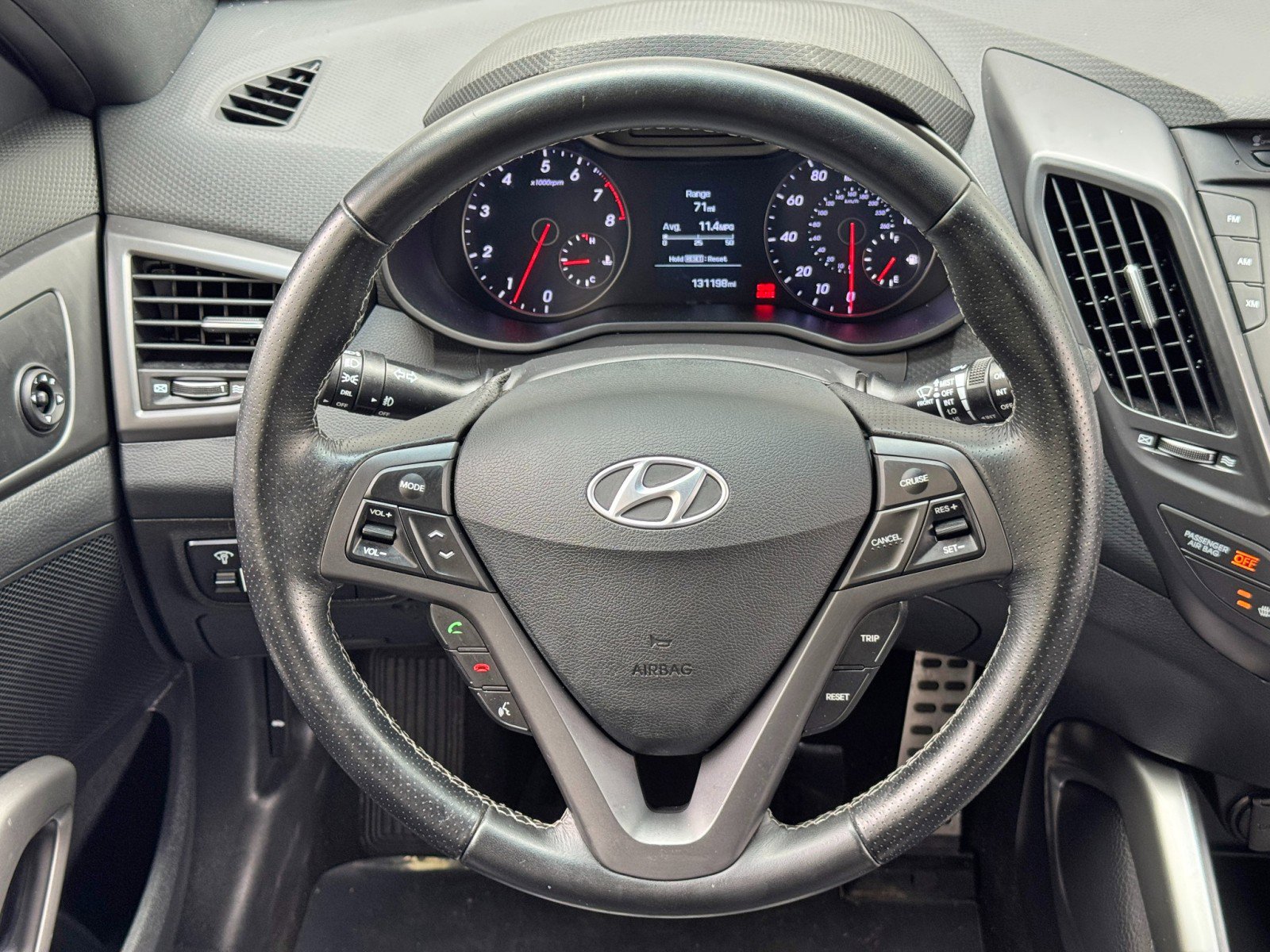 Used 2016 Hyundai Veloster Turbo FWD image 17