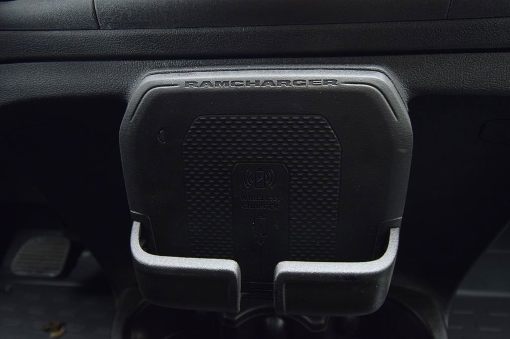 New 2026 RAM ProMaster 2500 w/ Crew Van Package FWD image 29