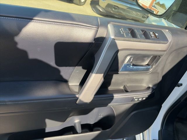 Used 2018 Toyota 4Runner Limited w/ Convenience Package image 18