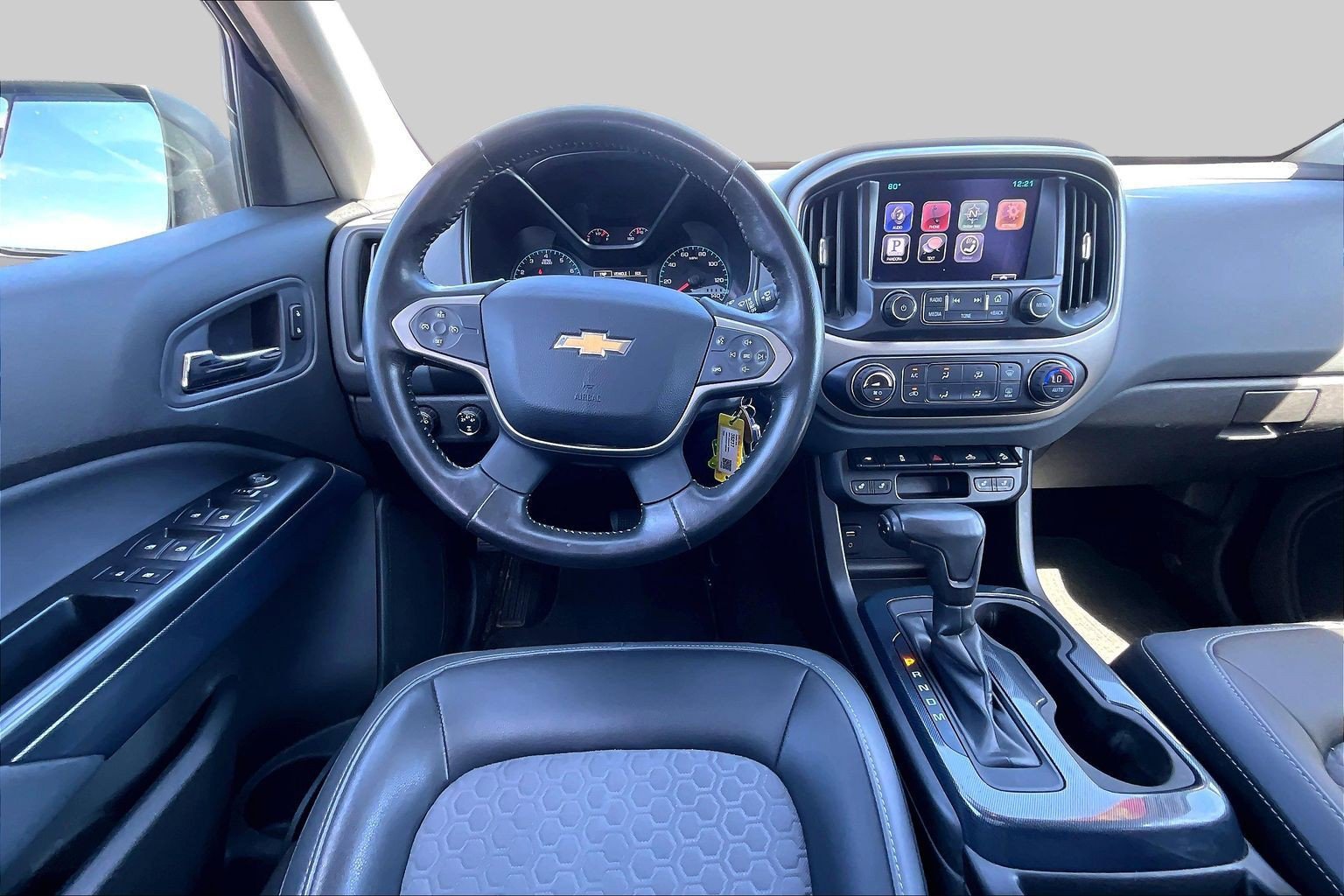 Used 2015 Chevrolet Colorado Z71 AWD/4WD image 5