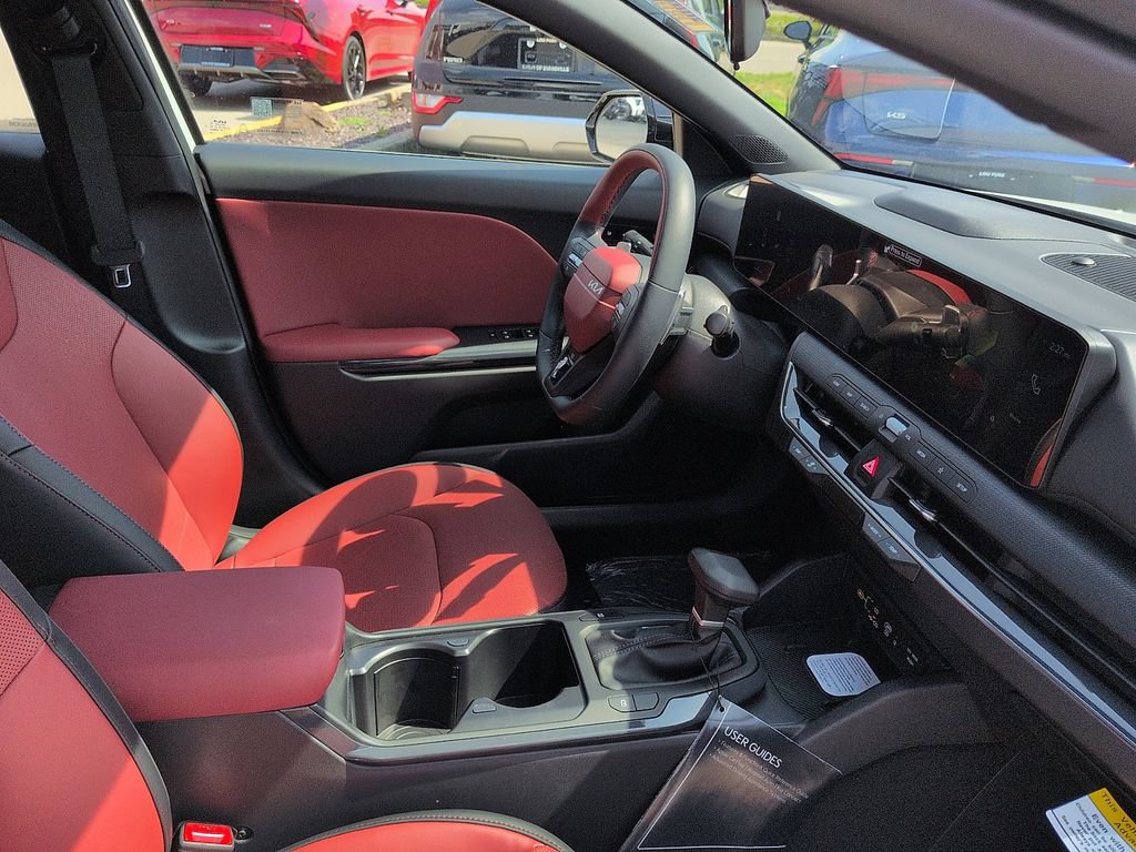 New 2026 Kia K4 EX w/ GT-Line Premium Package FWD image 7