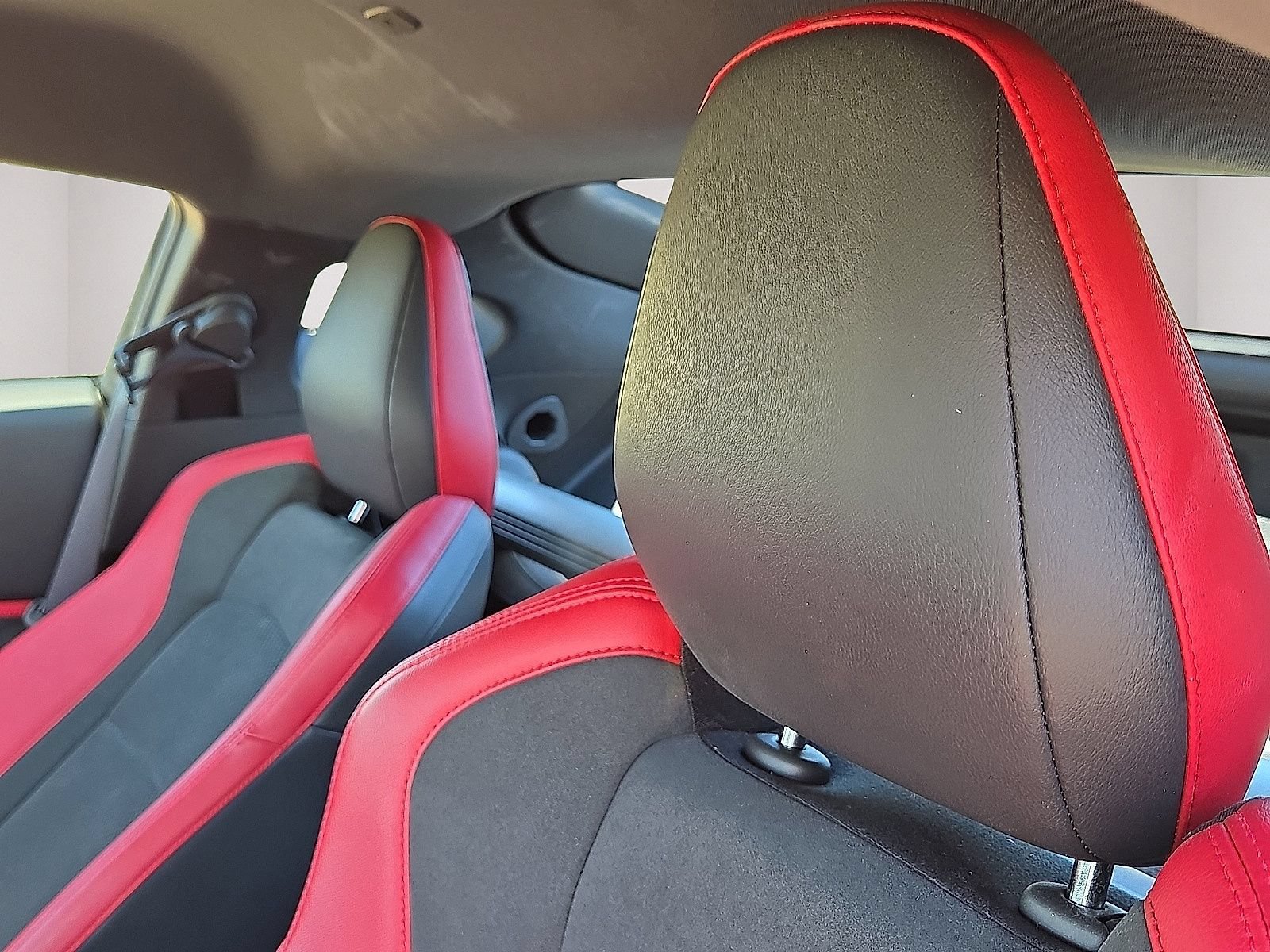 Used 2024 Nissan Z Performance w/ Floor Mat Package RWD image 20