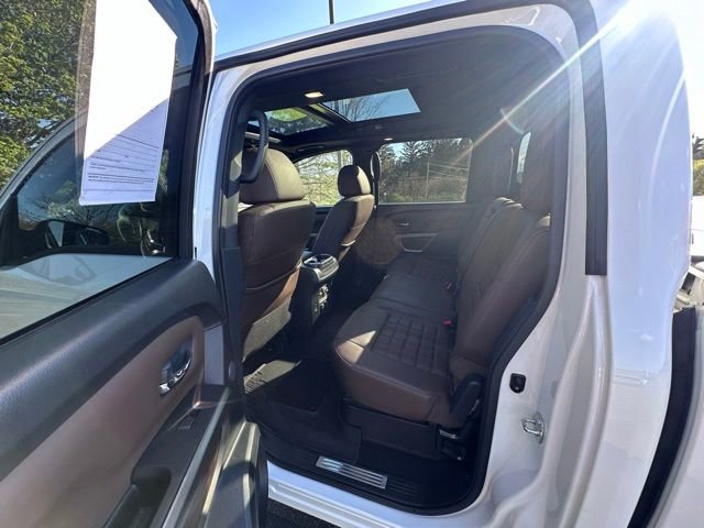Used 2024 Nissan Titan Platinum Reserve w/ Moonroof Package AWD/4WD image 11