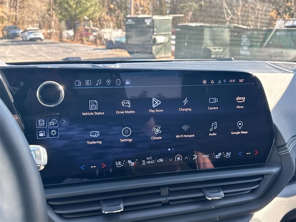 Used 2025 Chevrolet Silverado EV LT image 25