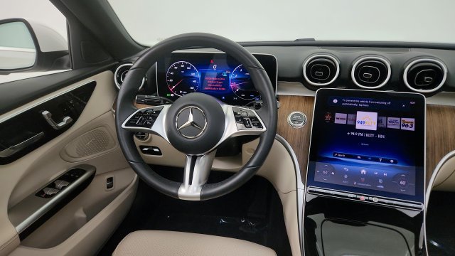 Used 2025 Mercedes-Benz C 300 Sedan image 56