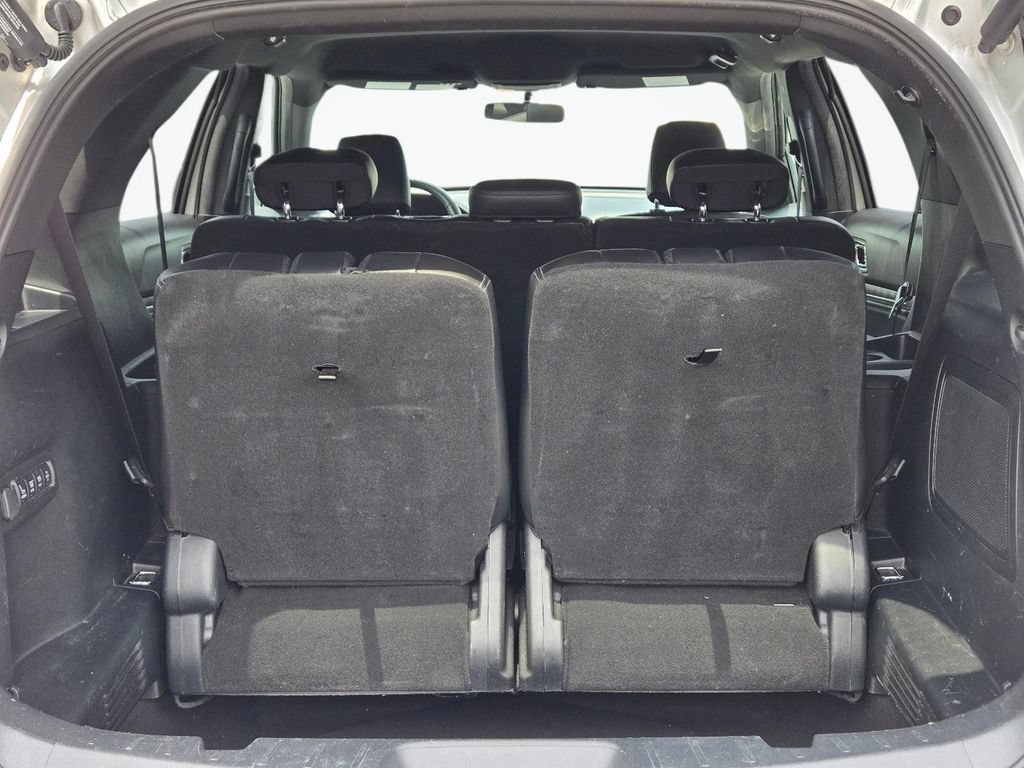Used 2019 Ford Explorer Limited w/ Class III Trailer Tow Package AWD/4WD image 8