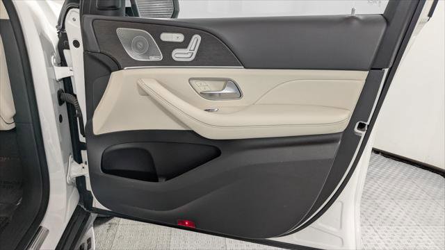 Used 2020 Mercedes-Benz GLE 350 4MATIC w/ Premium Package image 23