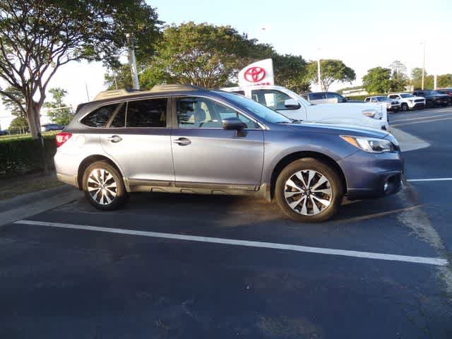 Used 2017 Subaru Outback 2.5i Limited AWD/4WD image 5