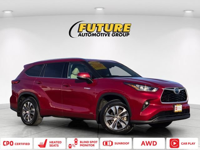 Certified 2020 Toyota Highlander XLE AWD/4WD image 1